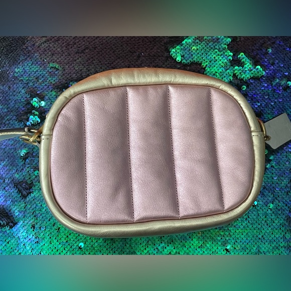 Coach Metallic Lavender shoulder bag - Picture 3 of 5